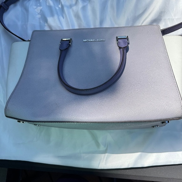 Michael Kors bag and wallet - Picture 1 of 6